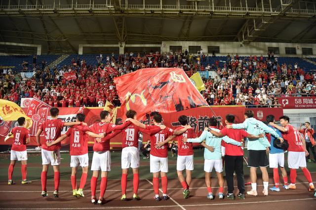 世俱杯-伊尔迪兹双响 尤文4-1维达德暂居小组第一 [国际足球世俱杯]