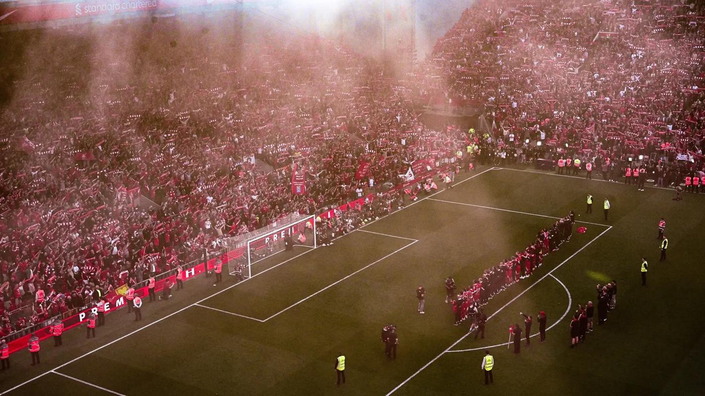 足总杯-塞梅尼奥首秀传射 曼城10-1埃克塞特城晋级