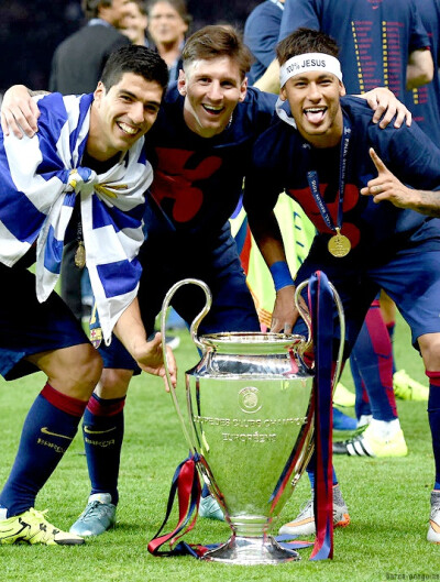 奎因30+6+9萨姆纳24+5+8 广东主场险胜深圳