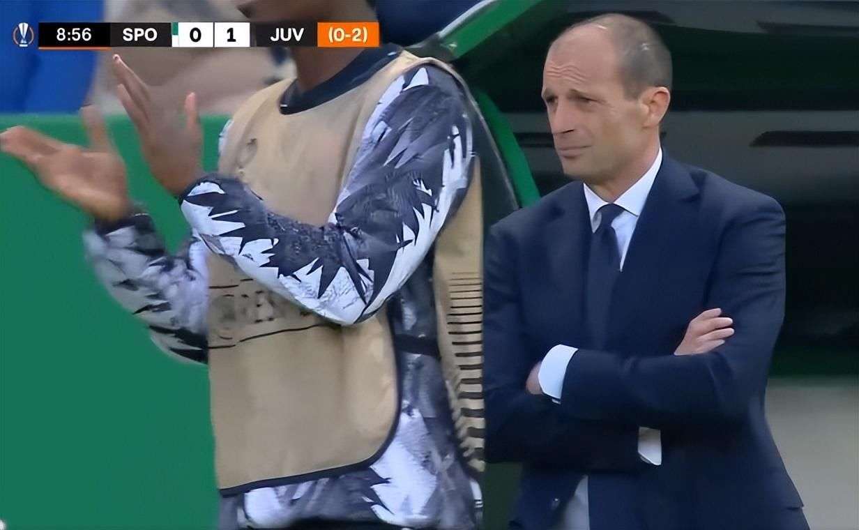 《妮姬胜利女神》亮相腾讯发布会 开启末世战斗预约