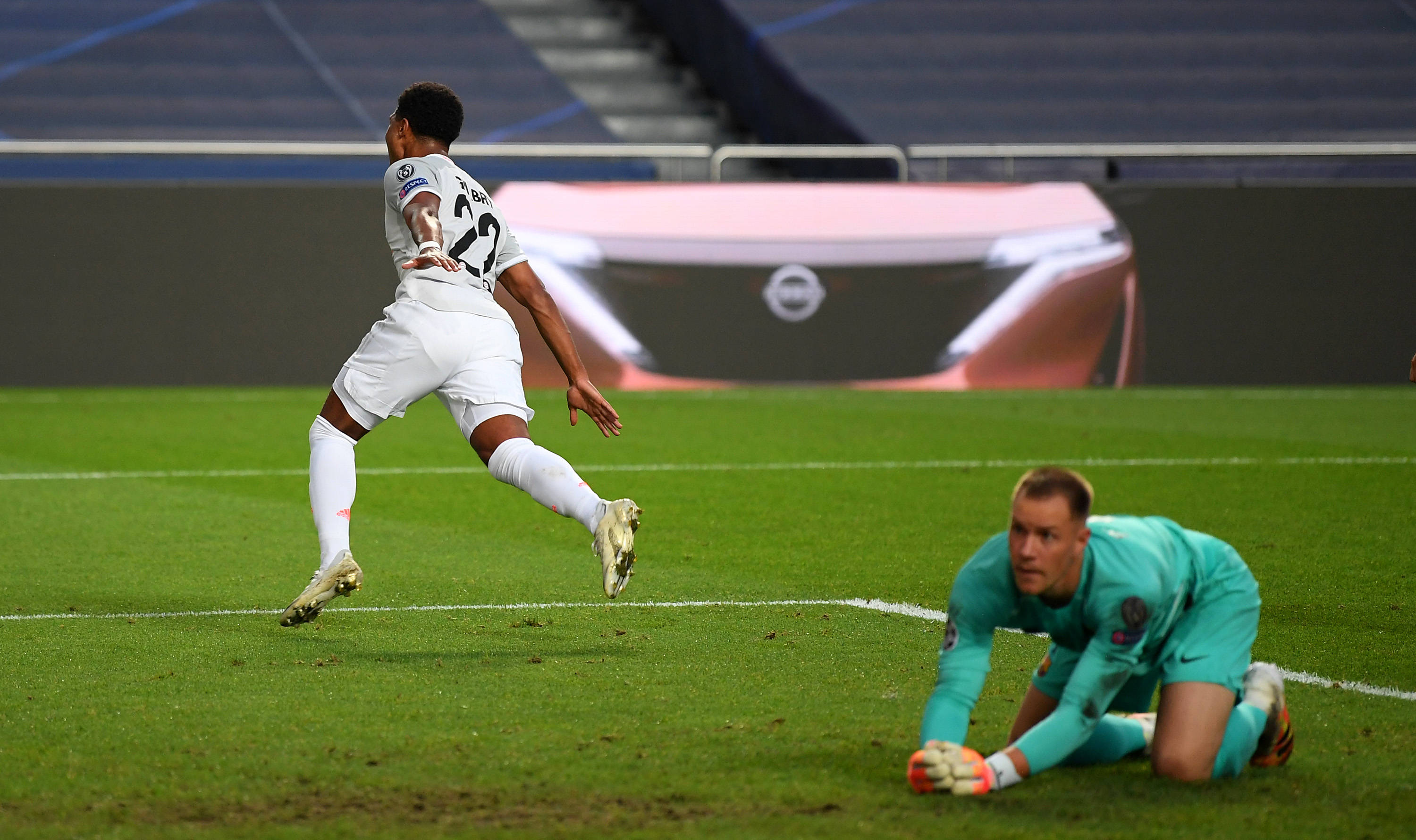 养成手游《火山的女儿》正式发售 一杯奶茶钱即可买断