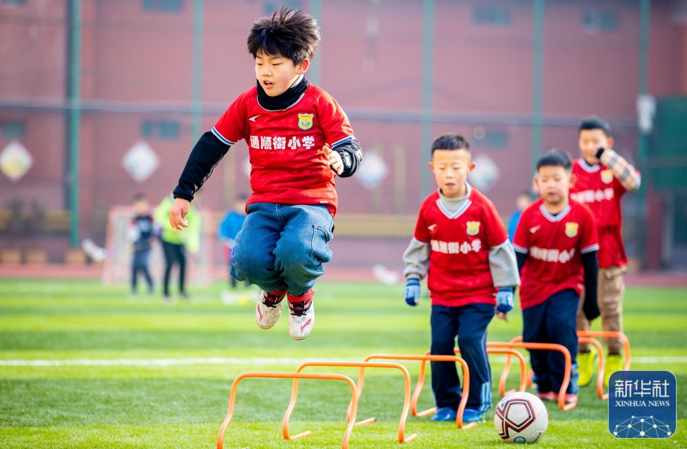 19分大逆转，爱德华兹准绝杀！森林狼对阵马刺5连胜化身文班克星