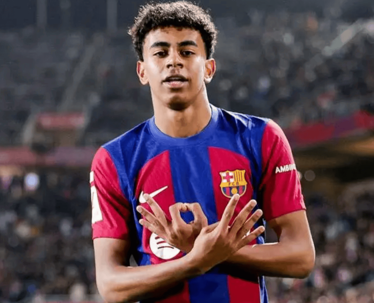 阿莱格里：现在欧冠资格要74分；魔笛会为传球失误而生气